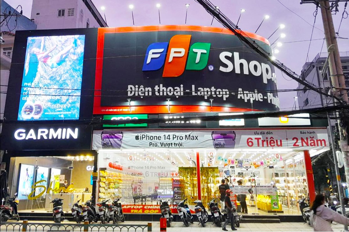 FPT Shop (1).jpg